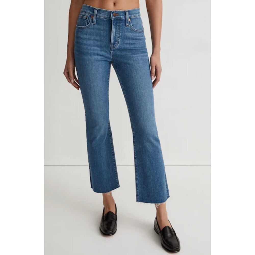 Madewell Mid Rise Kick Out Cropped Jeans with Patch Pockets in Size 28 - Picture 2 of 9